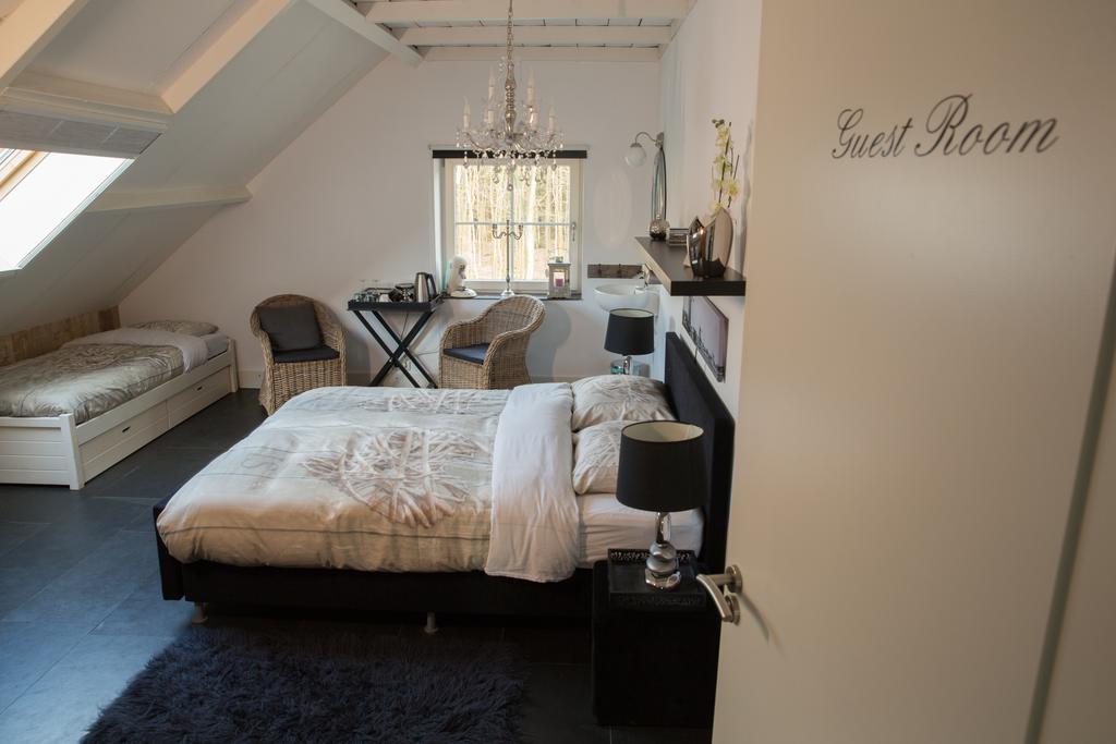 B&B Van Hunebed Naar Jullie Bed Schoonoord Room photo